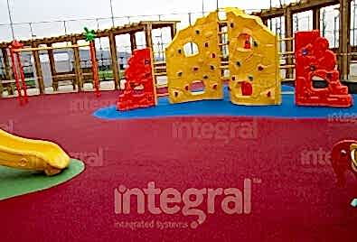 Çocuk Oyun alanı Kauçuk Zemin Uygulaması